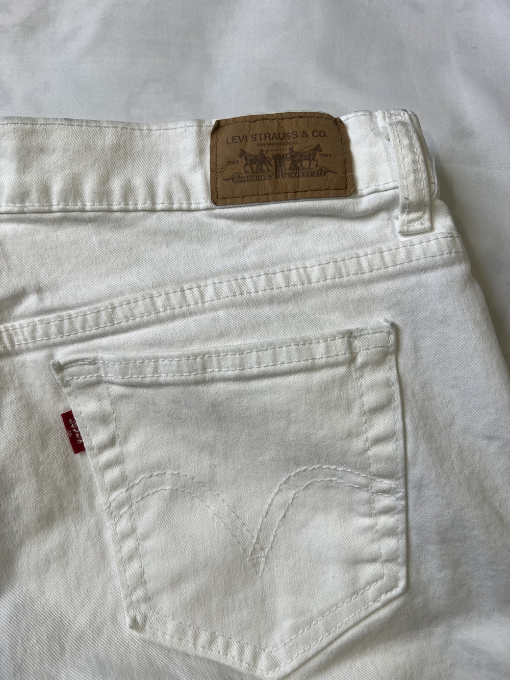 Levi's White 515™ Jeans - Classic Denim - Picture 5 of 7